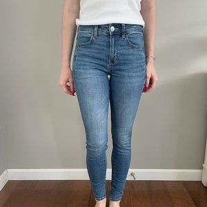 American Eagle medium wash skinny jeans